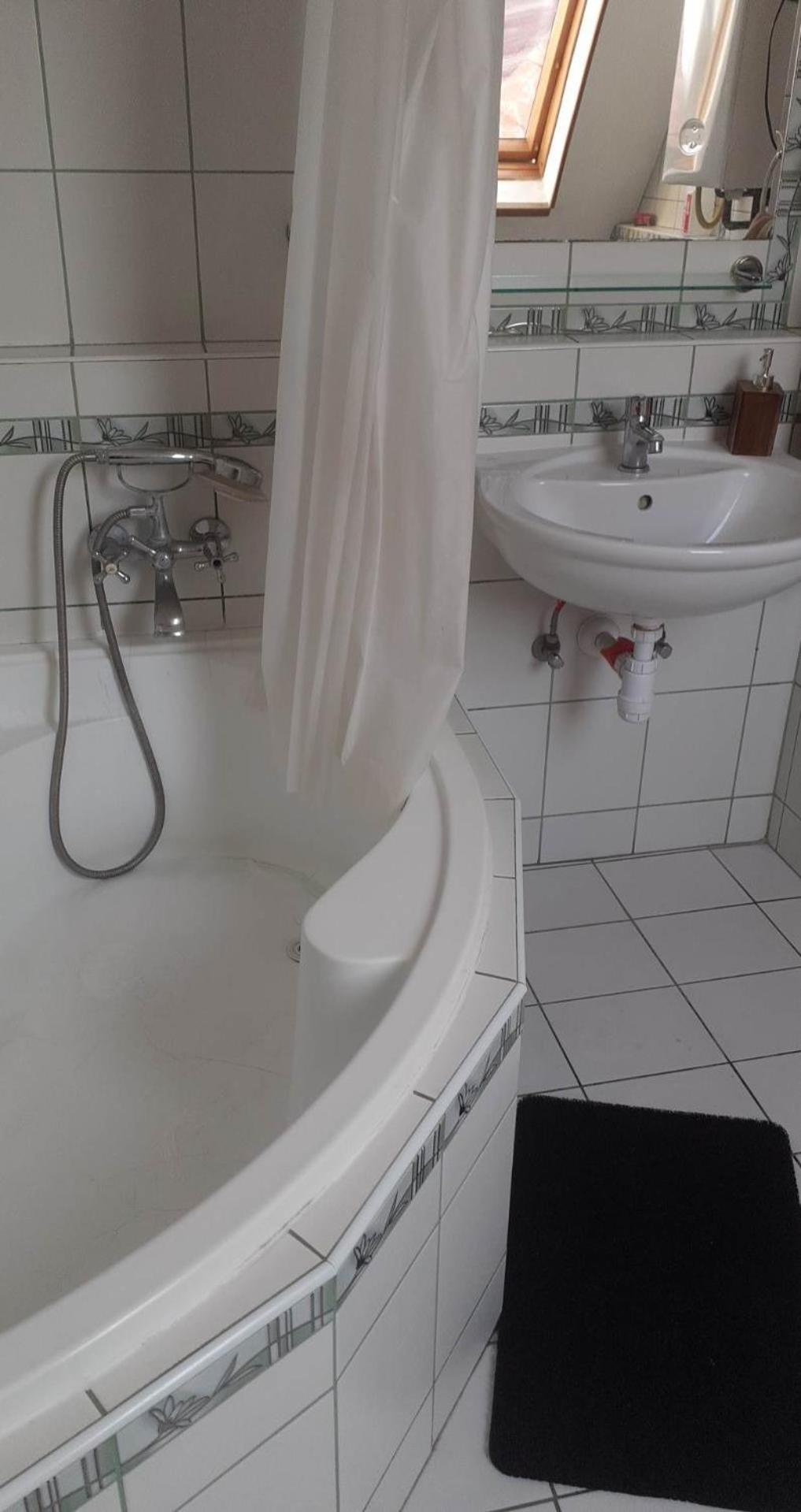 Komfort Apartman Эгер Экстерьер фото