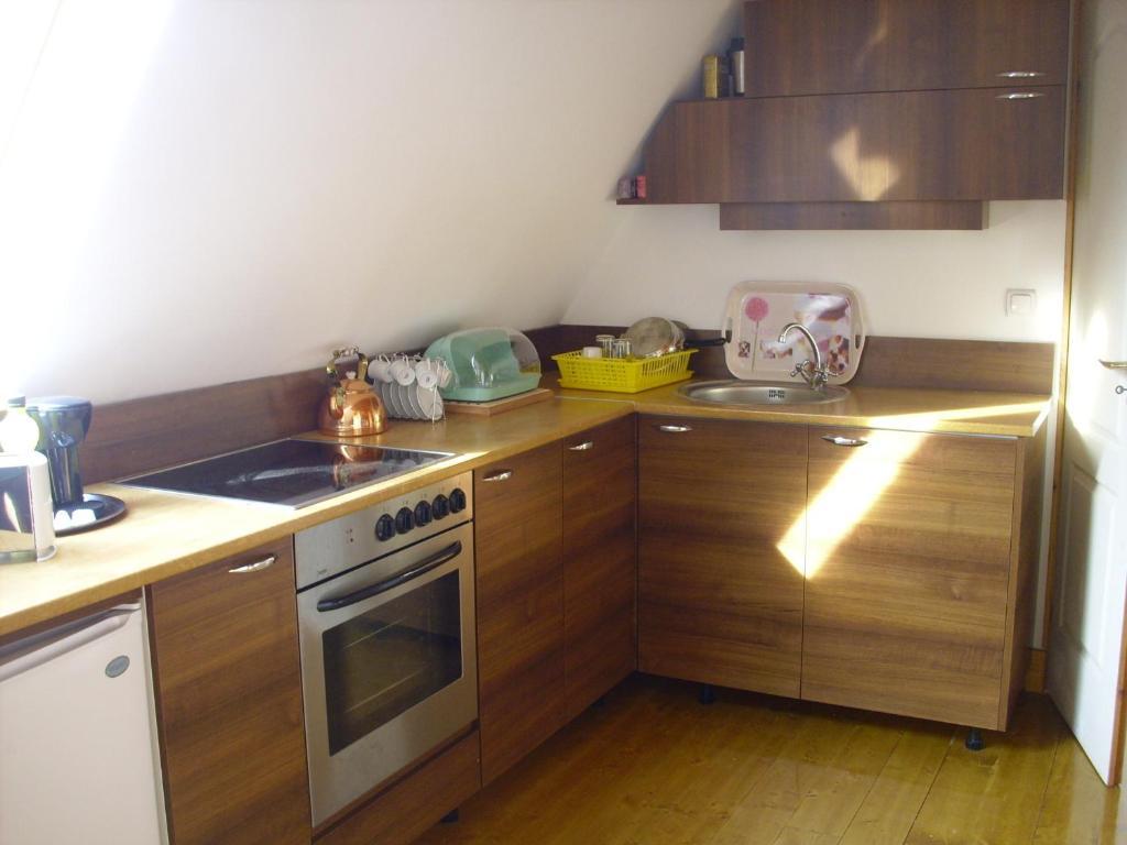 Komfort Apartman Эгер Номер фото