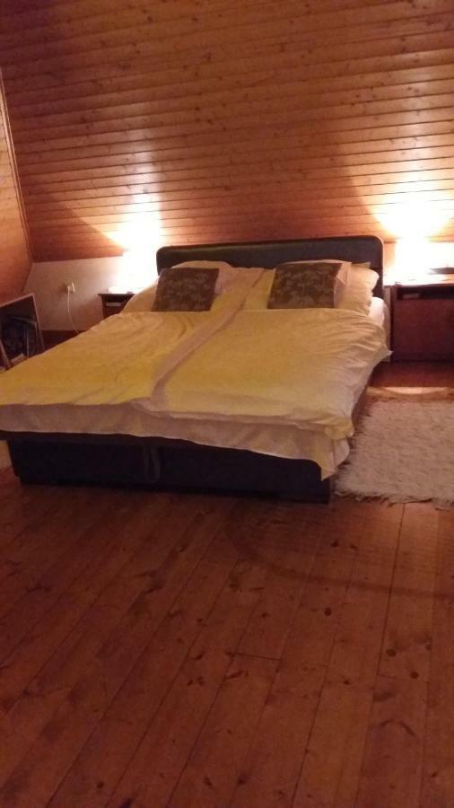 Komfort Apartman Эгер Экстерьер фото